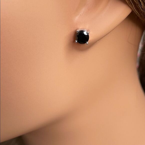 Black Spinel stud sterling silver earrings 1CT Each 6mm - Picture 2 of 10